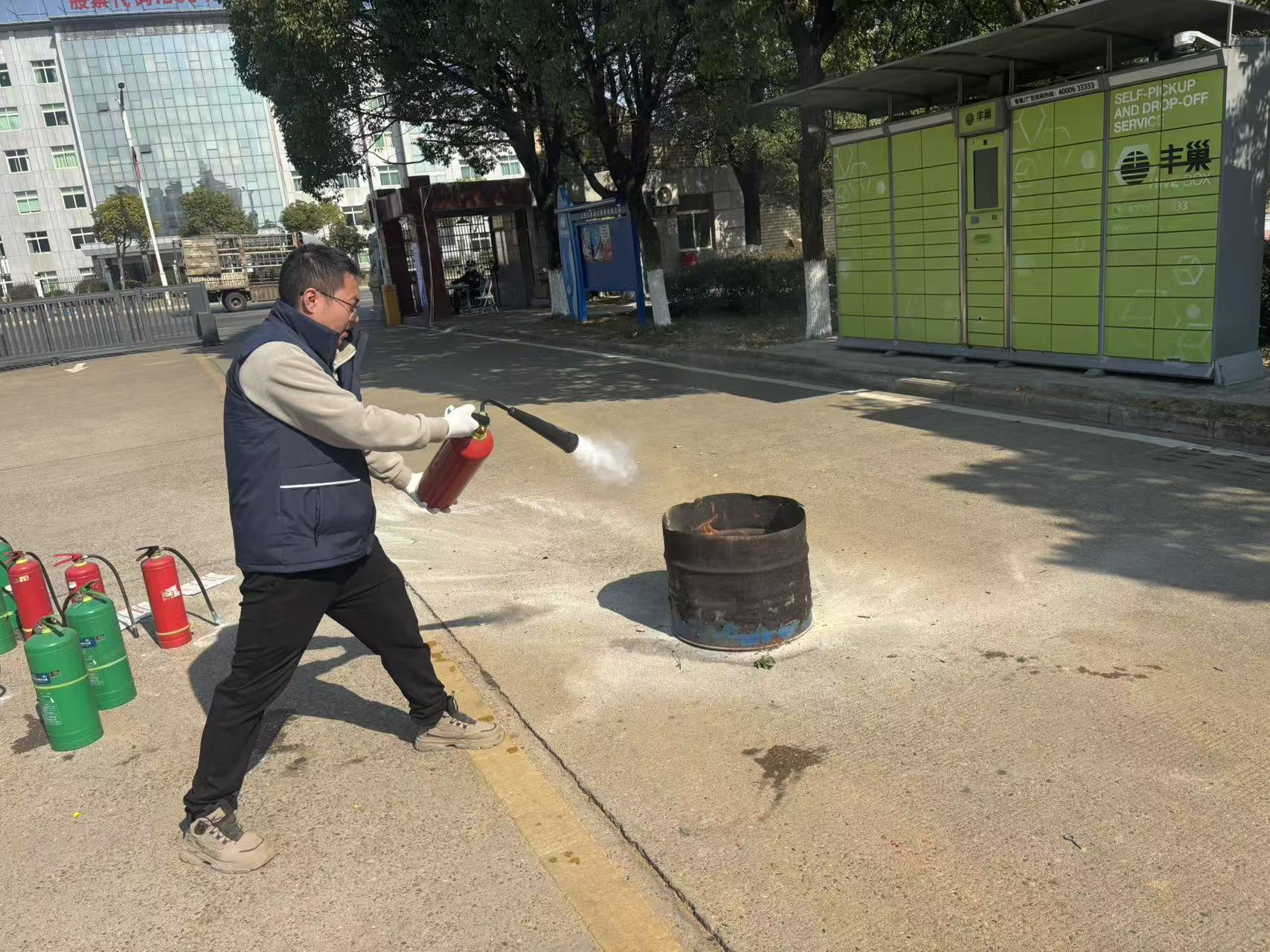 微信图片_20251125170036_588_8.jpg 微信图片_20251125170036_588_8.jpg